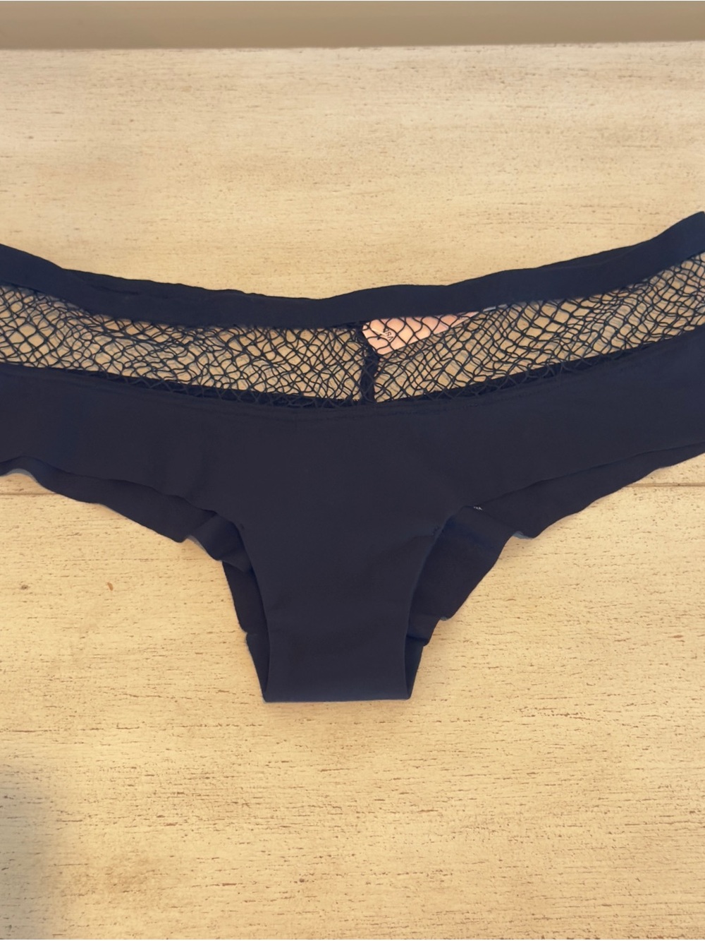 NWT Victorias Awcret Black Fish Net Mesh Lace Black Panty